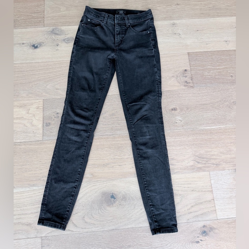 Ann Taylor Black Skinny Jeans